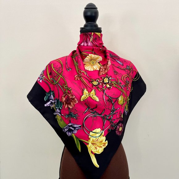 New Gucci Scarf Infinity Floral Print Silk Wrap Gucci Gift Box - Picture 3 of 13